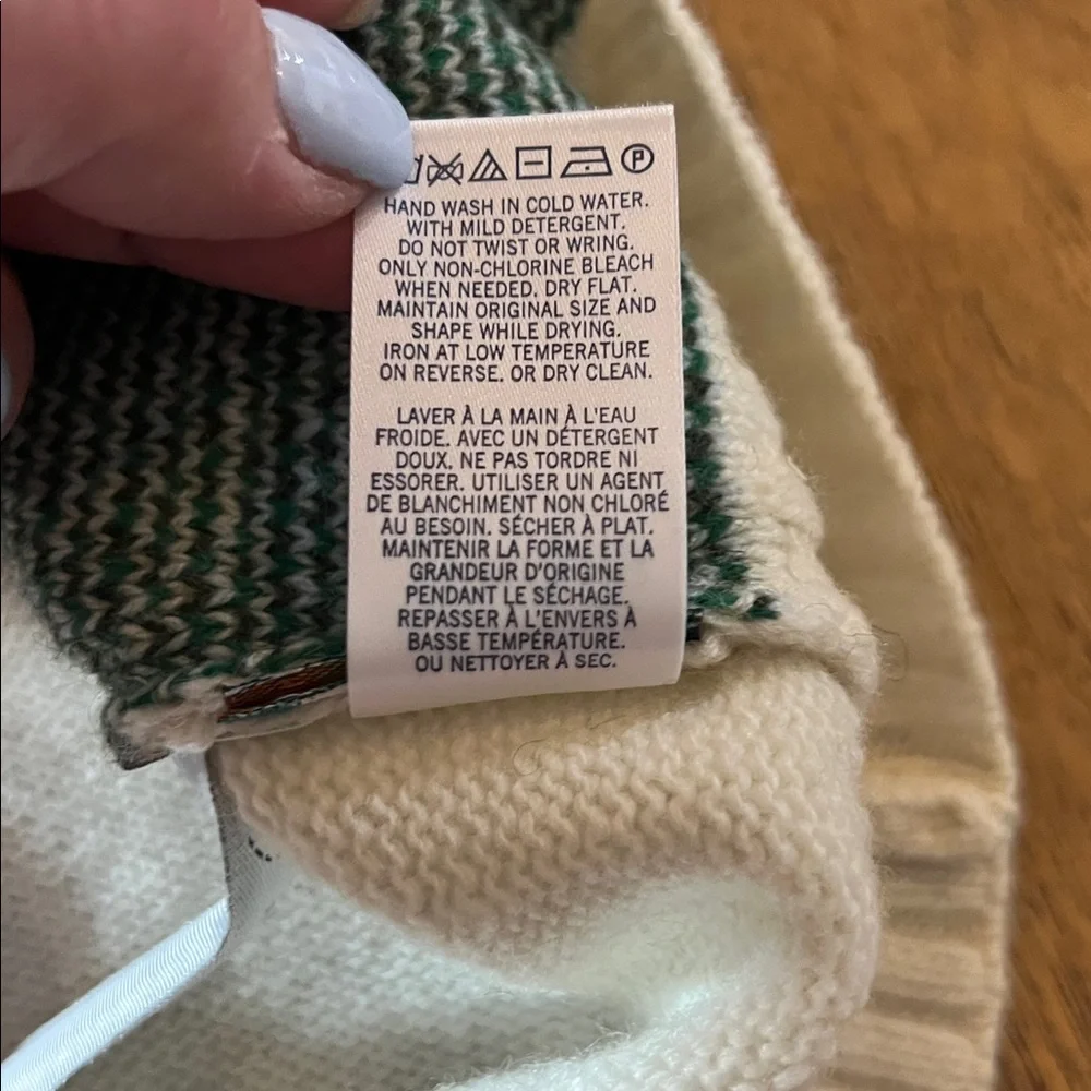 NWT HBC Stripes Medium Sweater - Picture 10 of 12